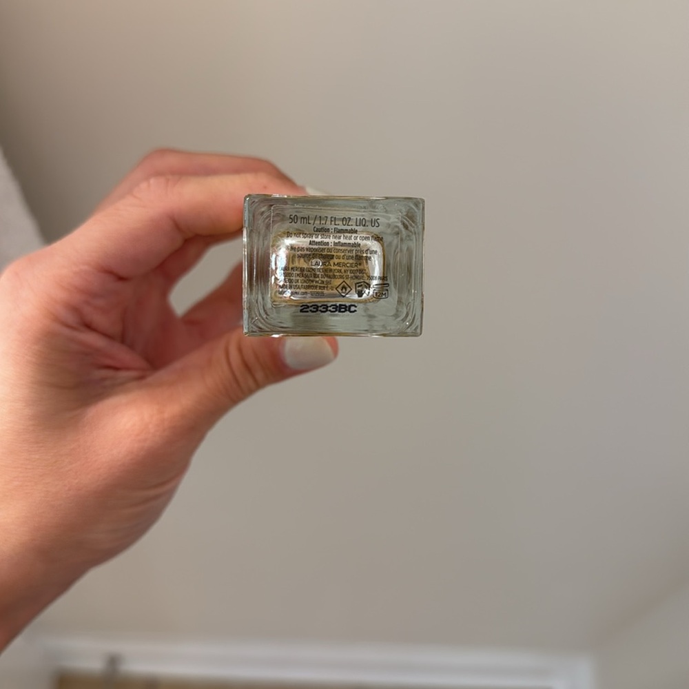 Laura Mercier Almond Coconut Eau De Toilette - 1.7 fl oz - Picture 2 of 2